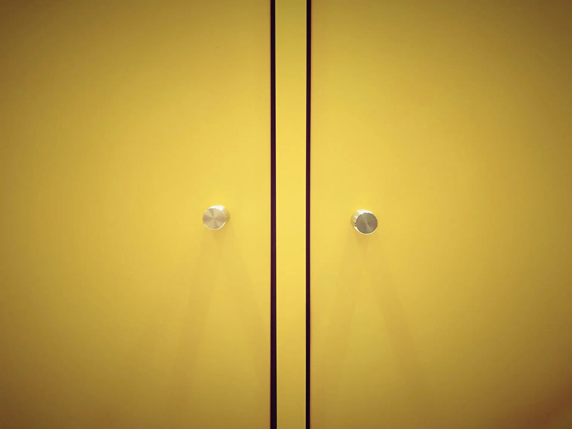 yellow cabinet doors 2022 11 12 01 52 34 utc